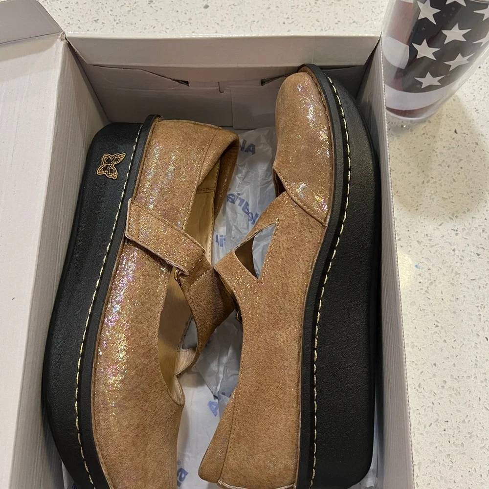 Alegria Dayna Disco Dessert Professional WMNS EURO 40 9-9.5 NEW with BOX